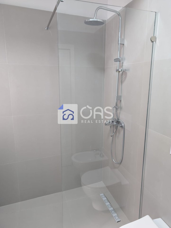 Affittasi appartamento 2+1+posto auto in Astir River Residence.