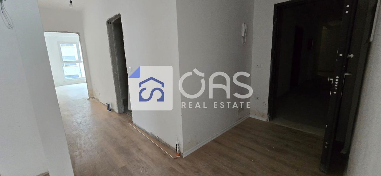 Shitet apartament 2+1+2 ne Laprake