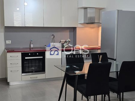 Jepet apartament me qera 1+1 Komuna Parisit