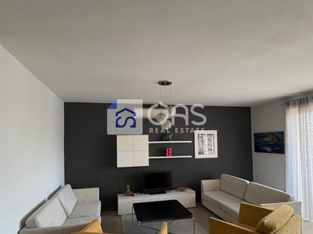 Jepet me qera apartament 2+1 tek Rruga e Elbasanit
