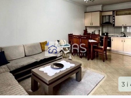 Jepet me qera apartament 2+1 ne Fresk