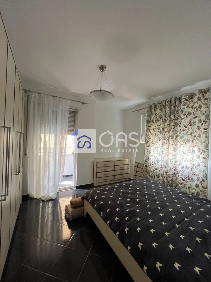 Affittasi appartamento 2+1+2+parcheggio Fresk