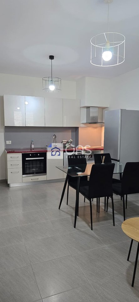 Apartment for rent 1+1 Komuna Parisit