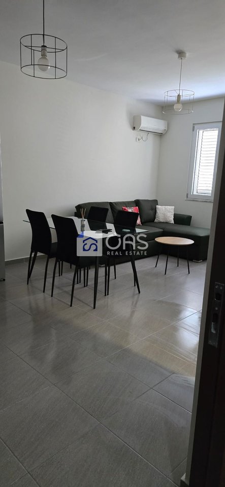 Apartment for rent 1+1 Komuna Parisit