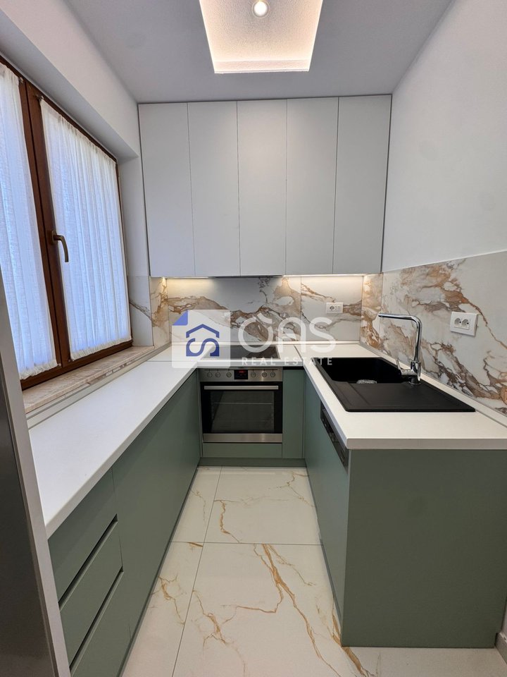 Appartamento duplex 1+1 in affitto in Rruga E Dibres.