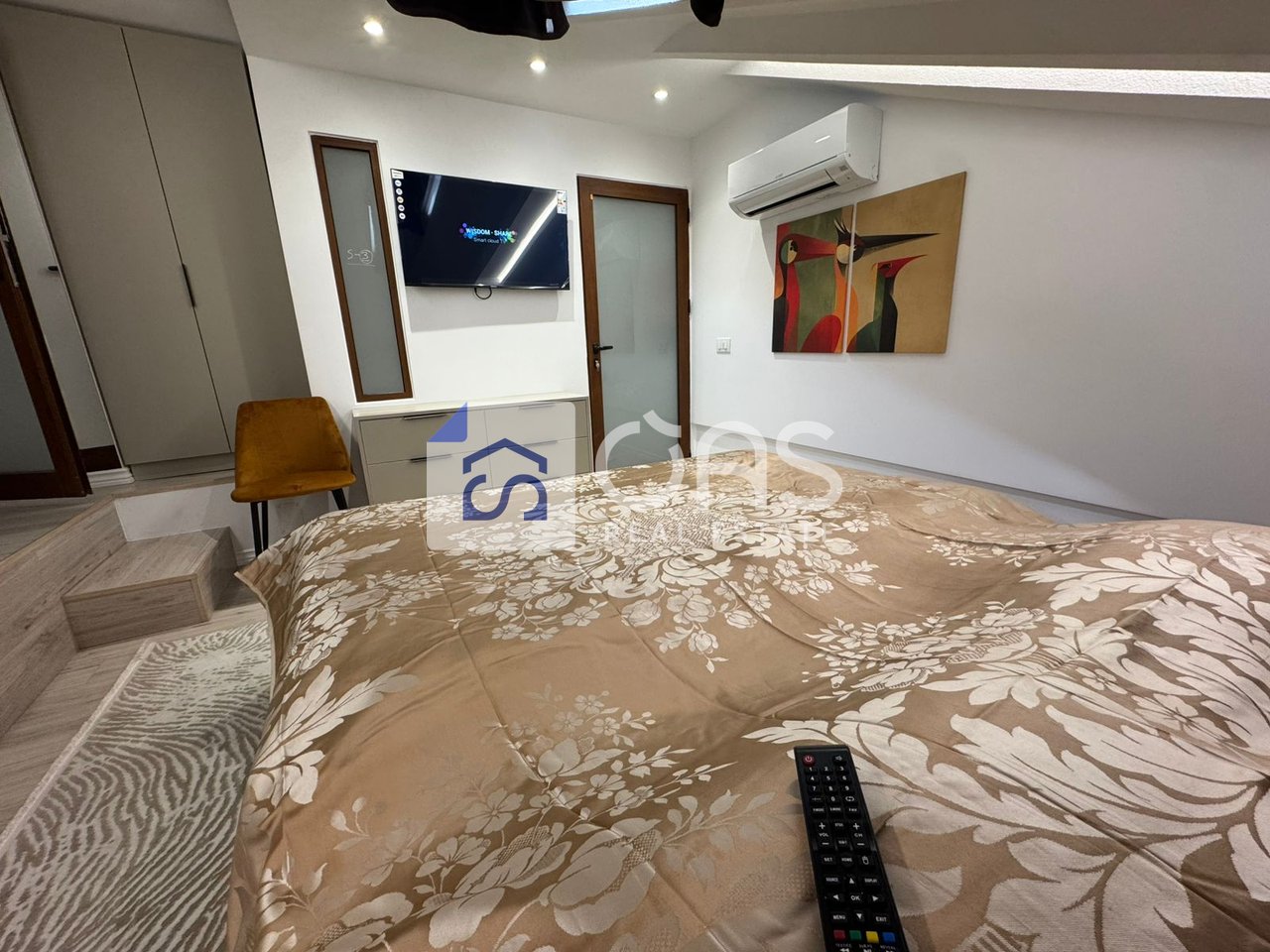 Appartamento duplex 1+1 in affitto in Rruga E Dibres.