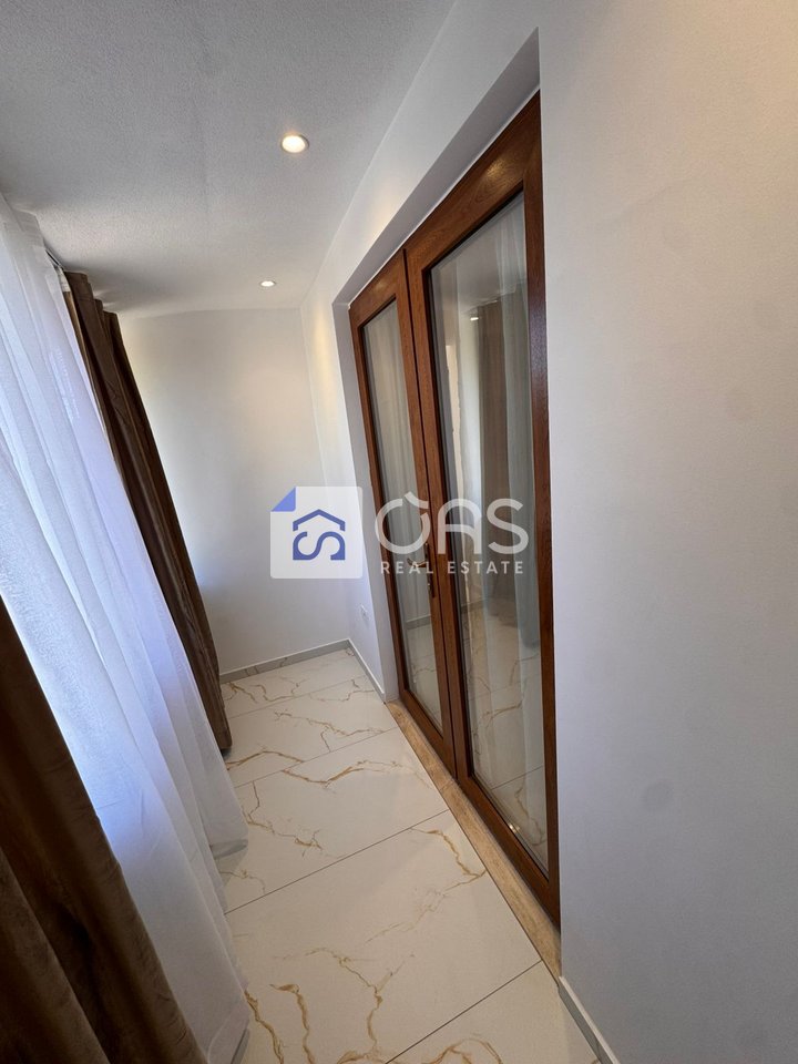 Appartamento duplex 1+1 in affitto in Rruga E Dibres.