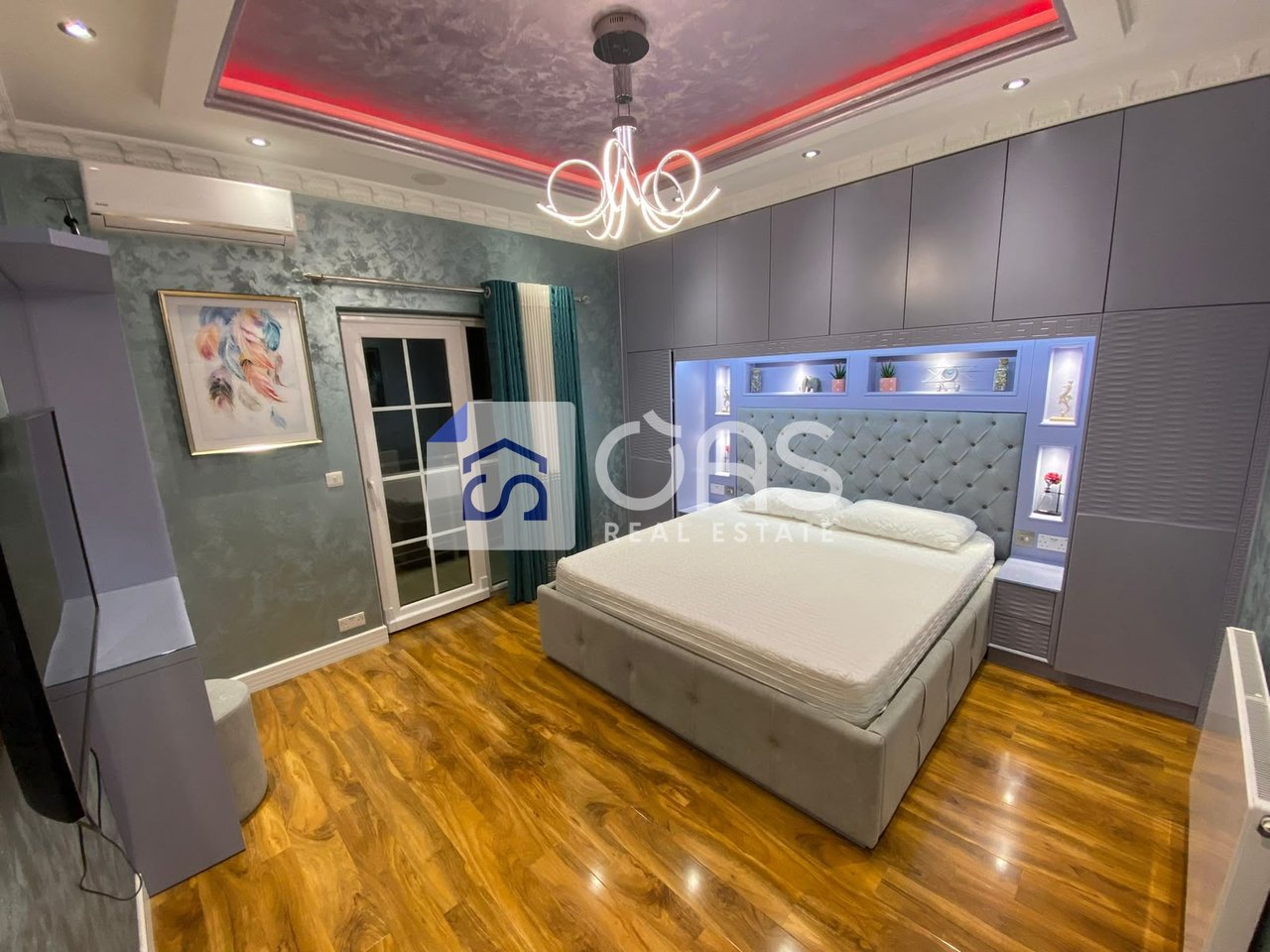Jepet me qera apartament 2+1 ne Allias.