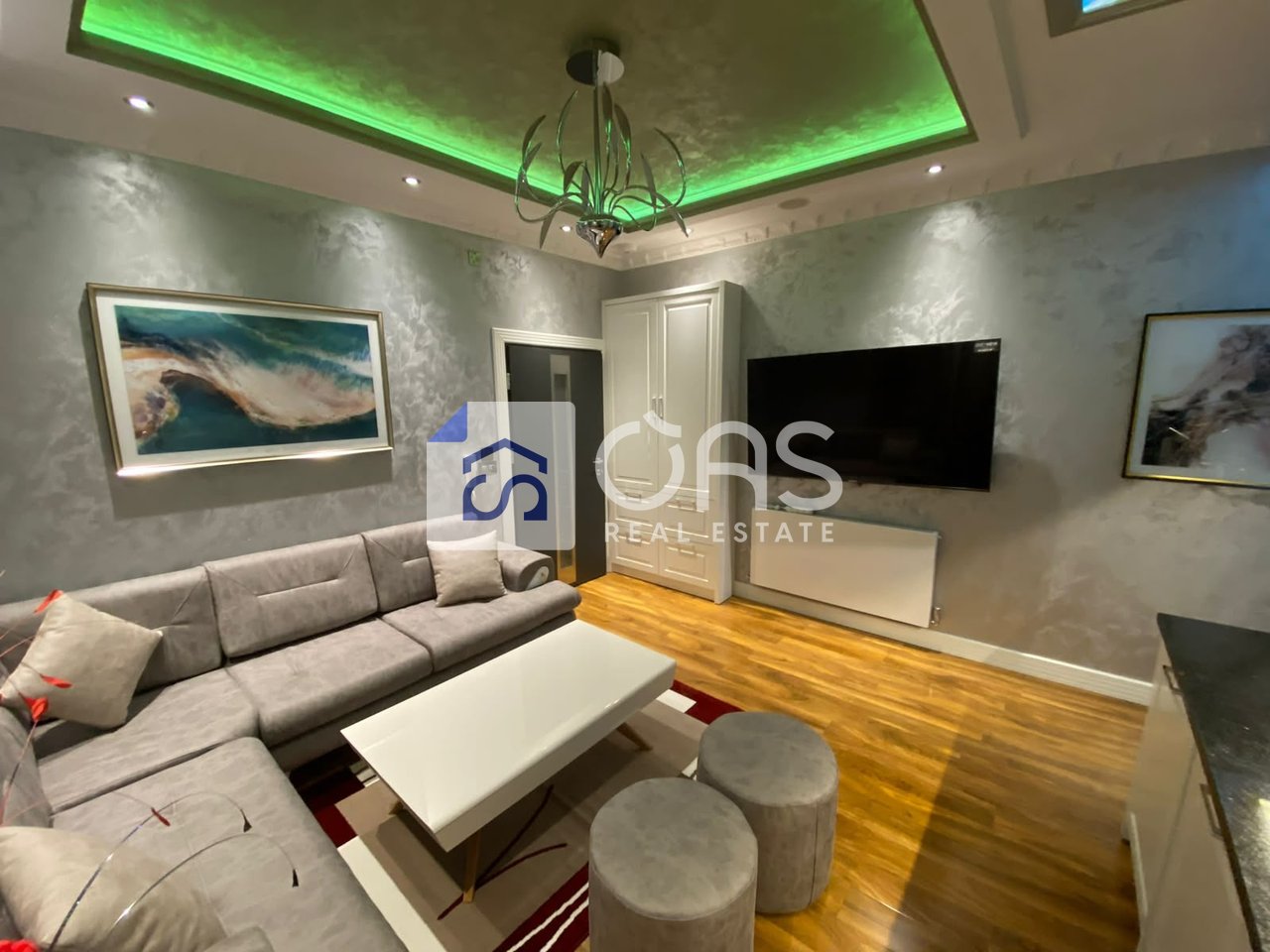 Jepet me qera apartament 2+1 ne Allias.