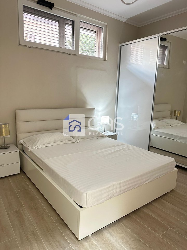 Appartamento 1+1 in affitto in Via Kongresi i Manastirit.