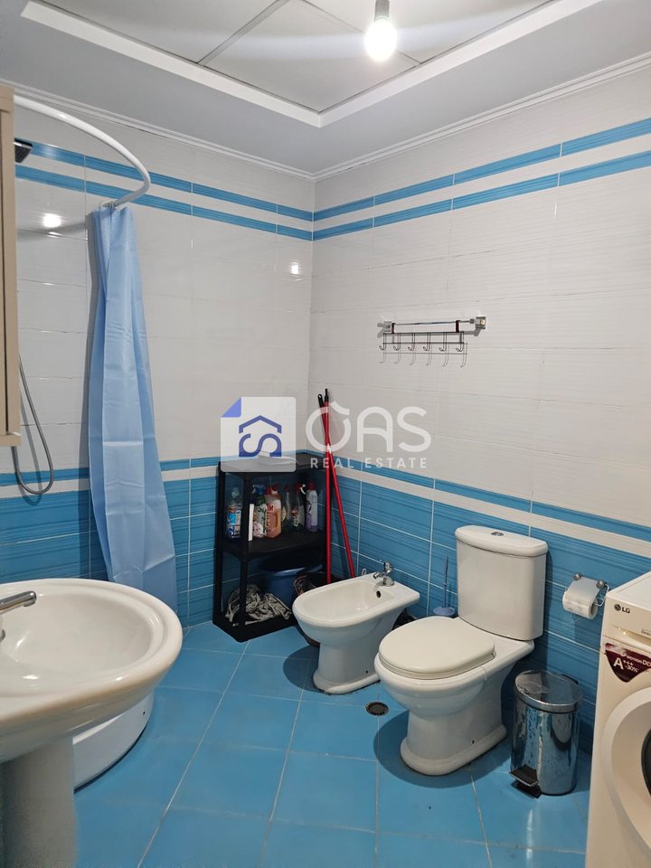 Jepet me qera apartament 2+1 ne 5 Maj