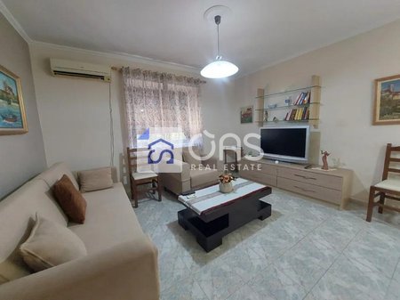 Affittasi appartamento 1+1 in Via Elbasanit