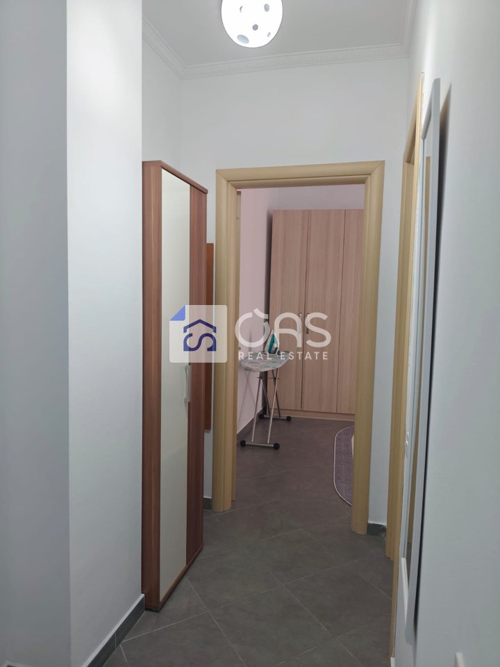 Jepet apartament me qera 1+1 21 Dhjetori