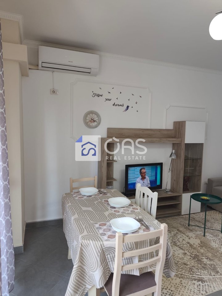 Jepet apartament me qera 1+1 21 Dhjetori