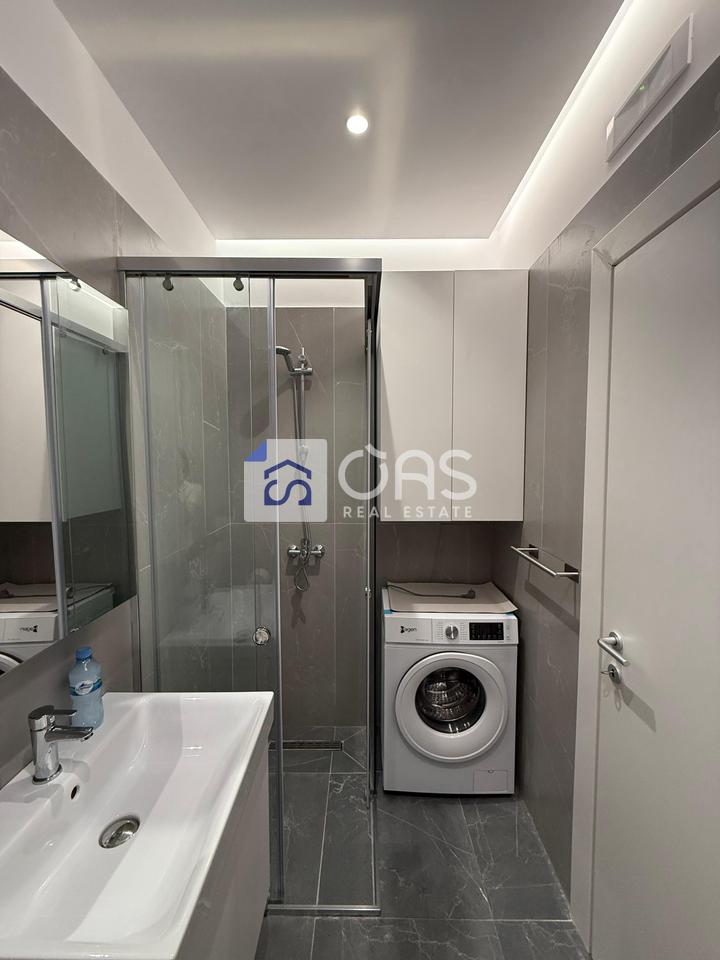 Jepet me qera apartament 1+1+ post parkimi tek Univers City.
