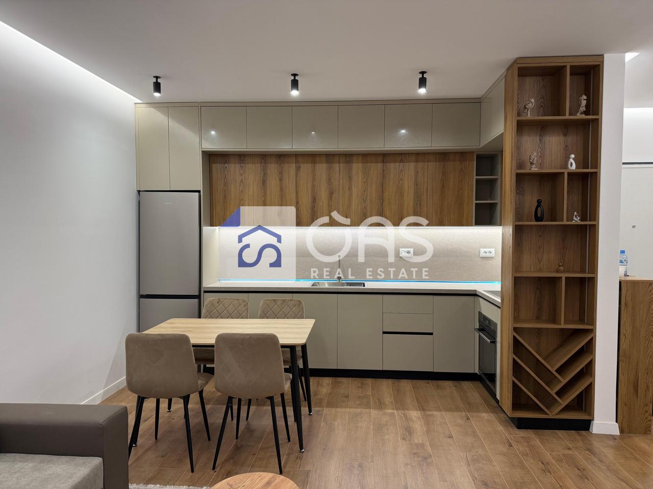 Jepet me qera apartament 1+1+ post parkimi tek Univers City.