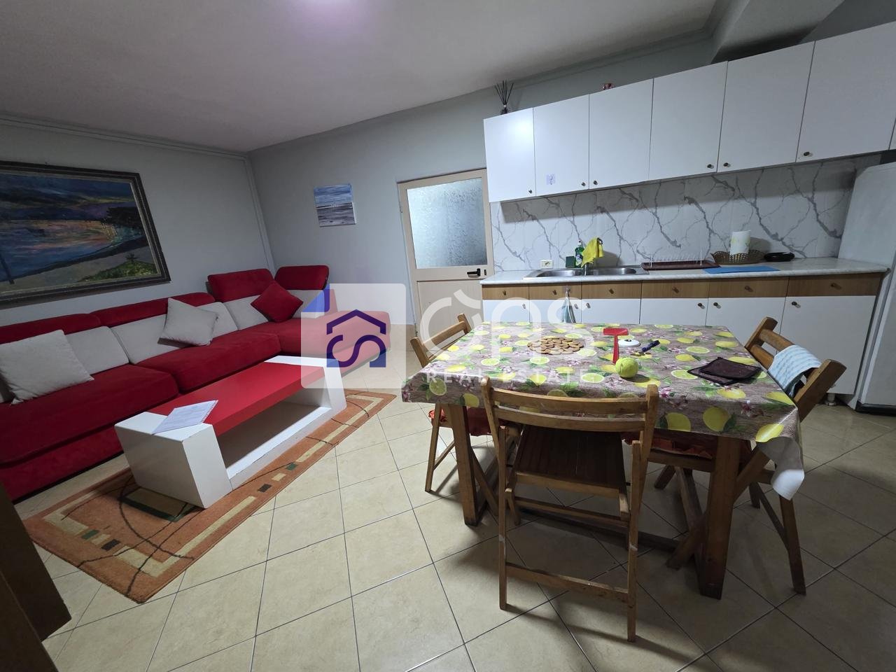 Jepet apartament me qera 1+1 Myslym Shyri