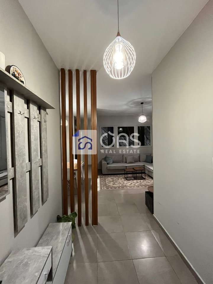 Jepet me qera  apartamenti 1+1  casa italia