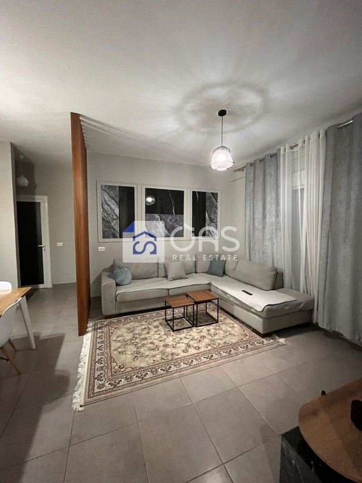 Jepet me qera  apartamenti 1+1  casa italia