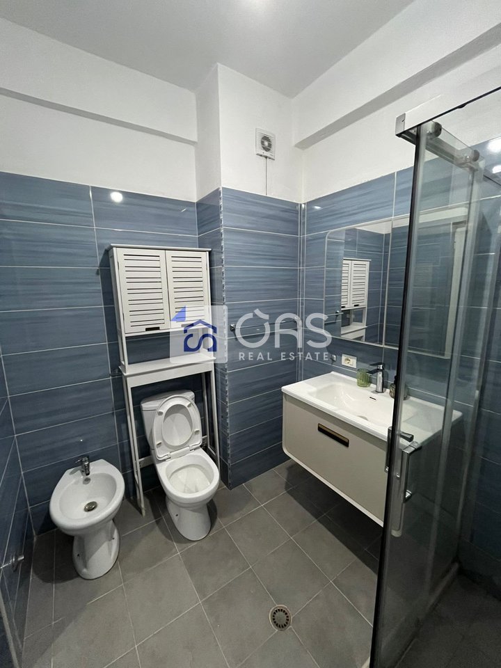 Jepet me qera  apartamenti 1+1  casa italia