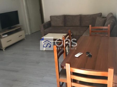 Jepet apartament me qera 1+1 ne Ali Dem