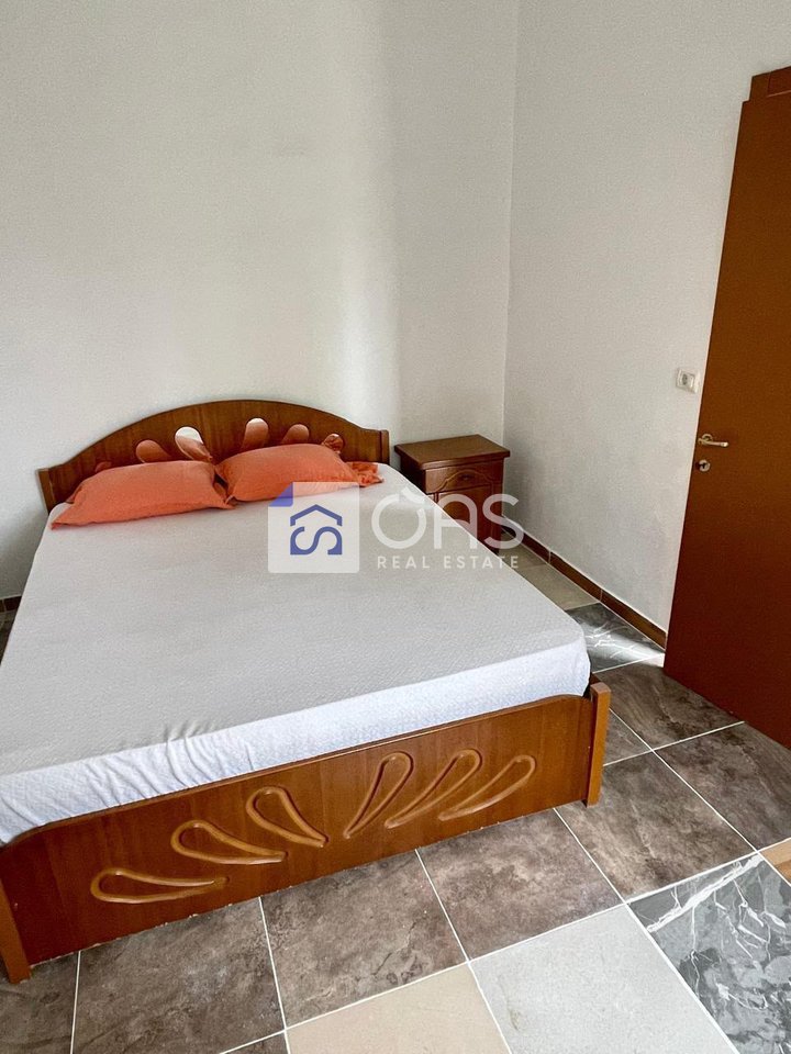 Apartment 2+1 with parking for rent    5 May