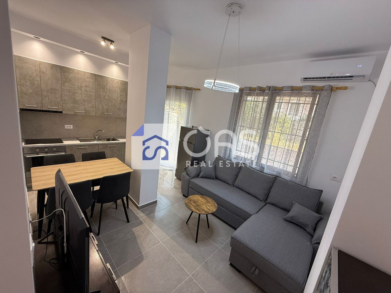 Jepet me qera apartamenti 1+1  selit