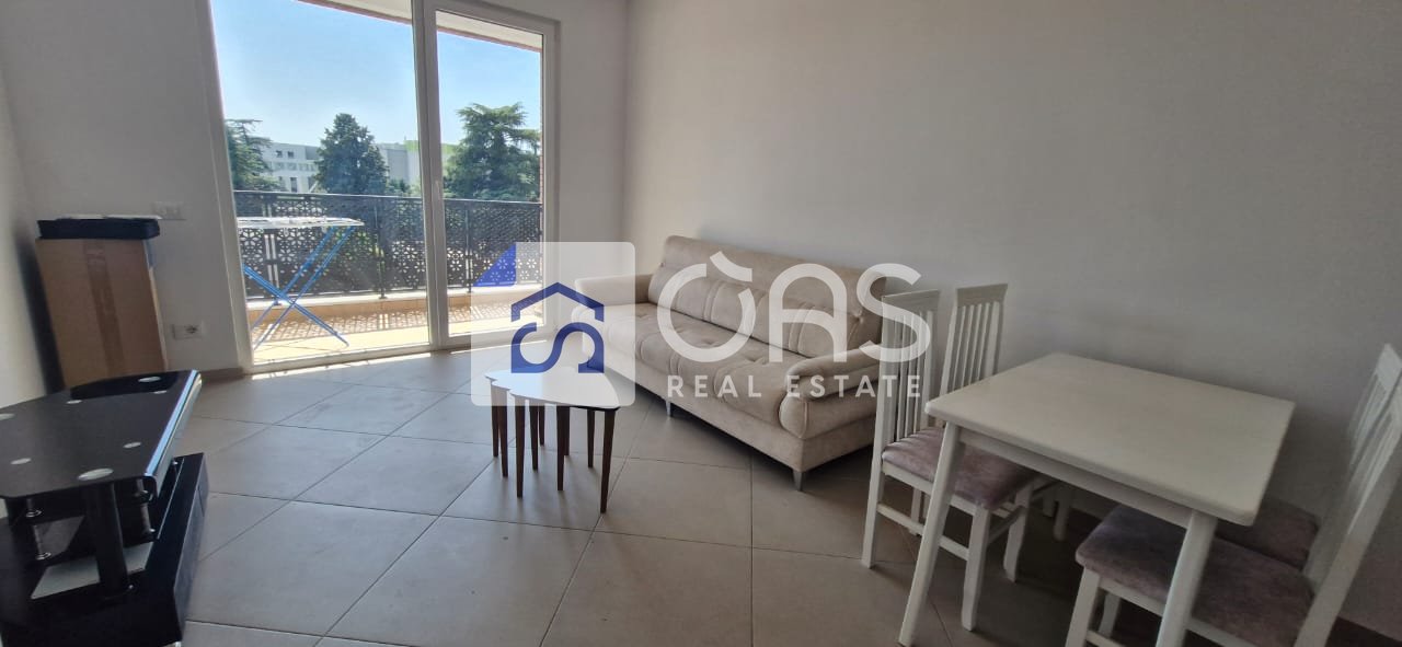 Apartment 1+1 for rent near QSUT (with parking space)