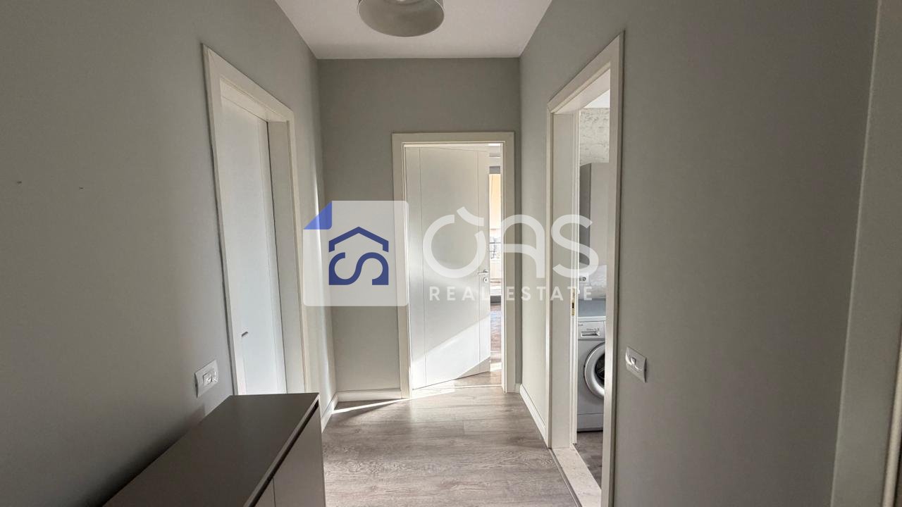 Jepet apartament me qera 2+1 te Liqeni i Thate