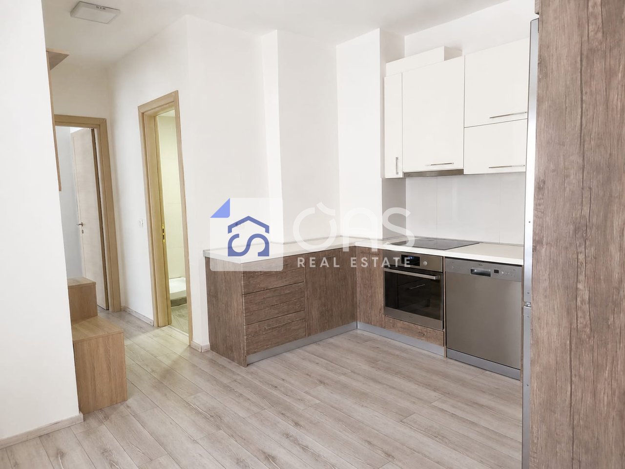 Jepet me qera apartamenti 2+1+2 kopshti zologjik