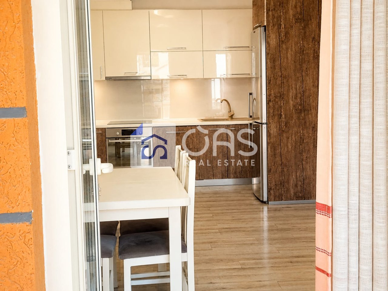 Jepet me qera apartamenti 2+1+2 kopshti zologjik
