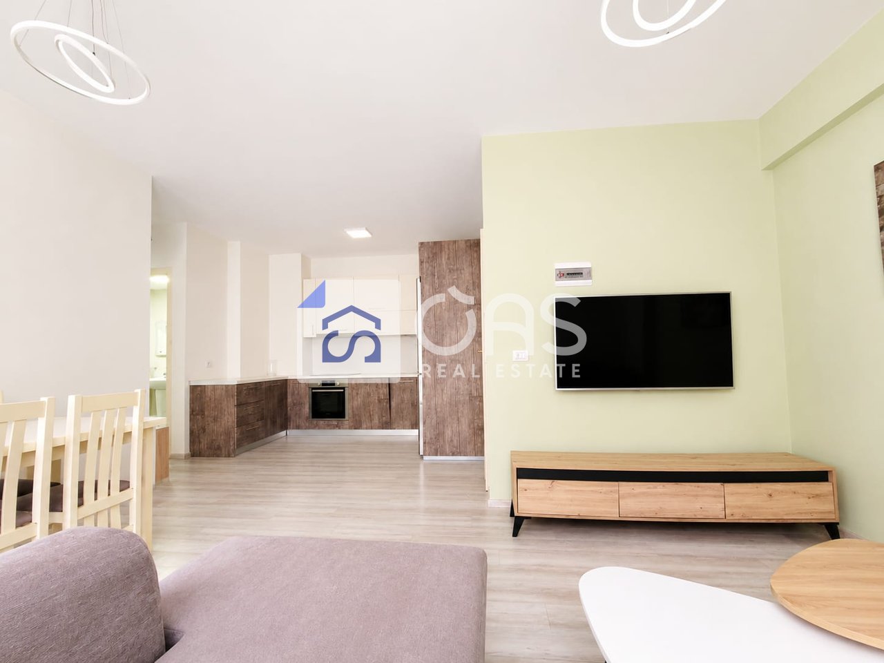 Jepet me qera apartamenti 2+1+2 kopshti zologjik