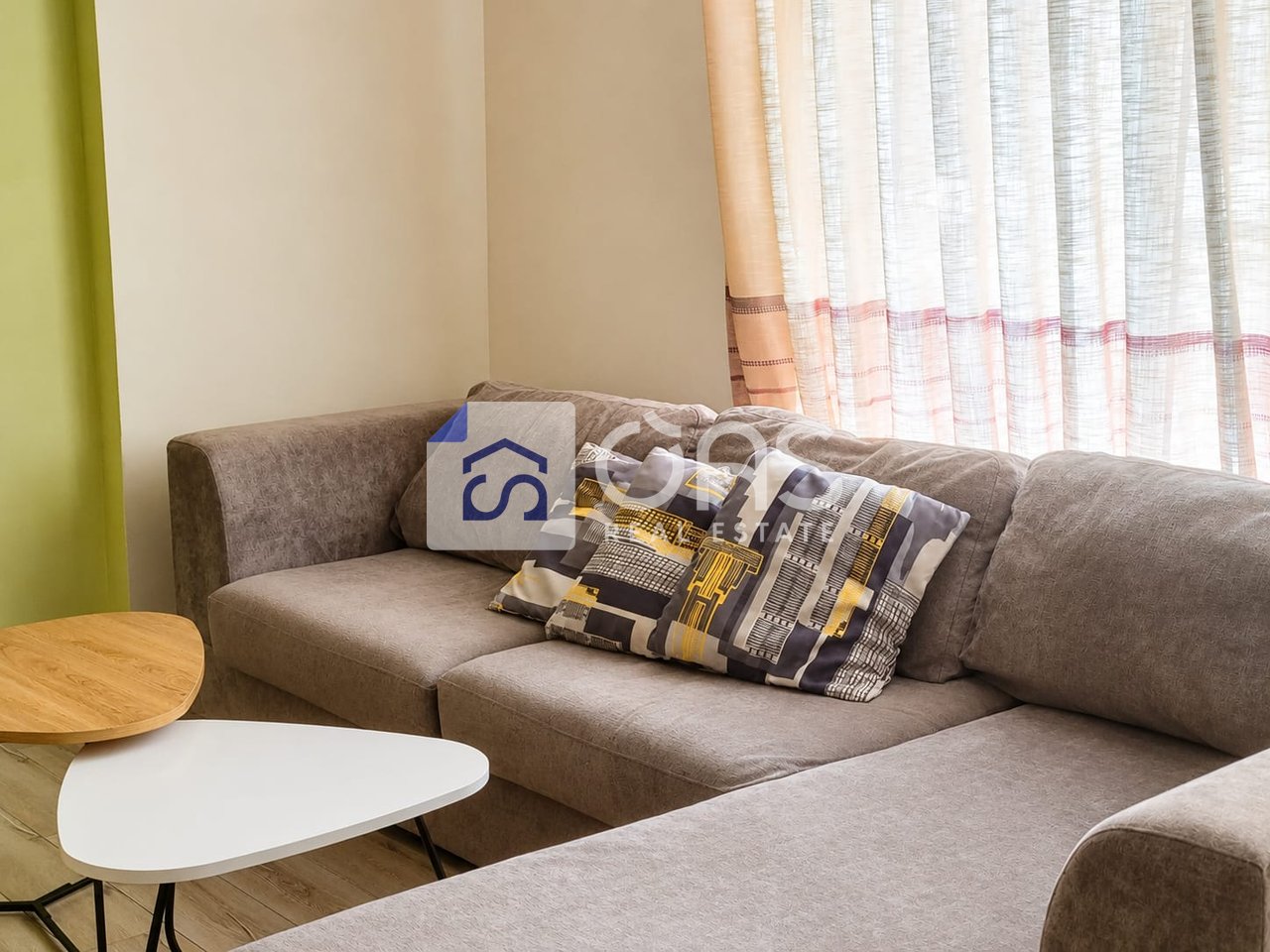 Jepet me qera apartamenti 2+1+2 kopshti zologjik