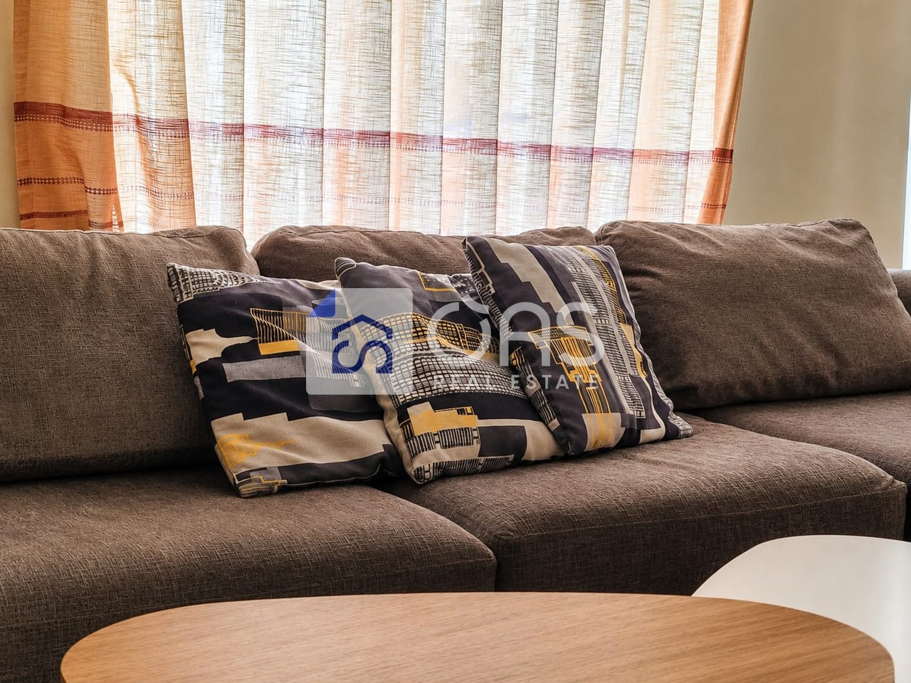Jepet me qera apartamenti 2+1+2 kopshti zologjik
