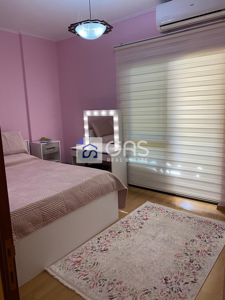 For rent 2+1 apartment Center