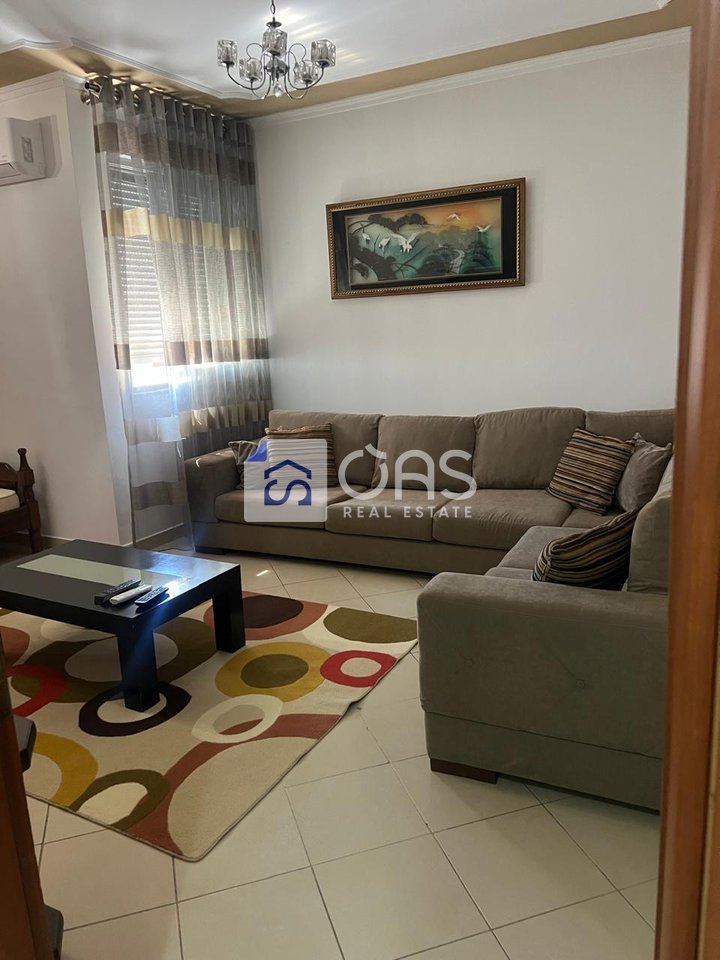 Jepet apartament me qera 2+1 Rruga e Kavajes