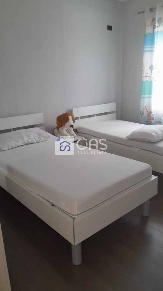 Jepet apartament me qera 2+1 te Kodra e Priftit