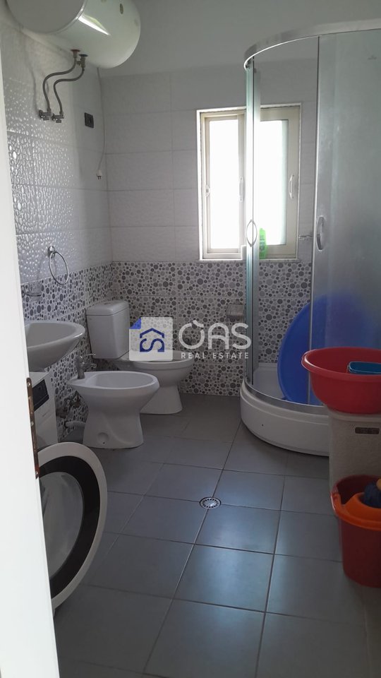 Jepet apartament me qera 2+1 te Kodra e Priftit