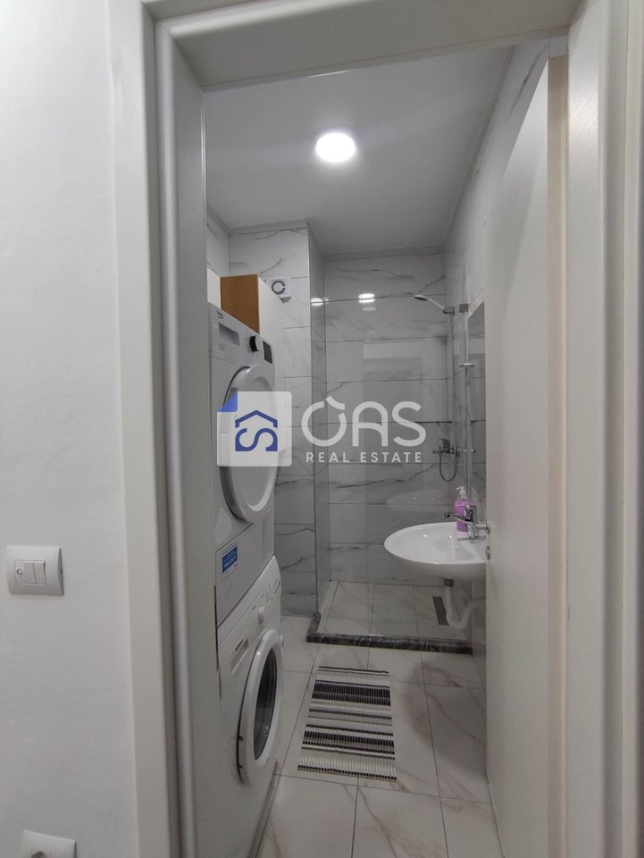 Jepet me qera apartamenti  1+1 yzberisht (amerikan 3)