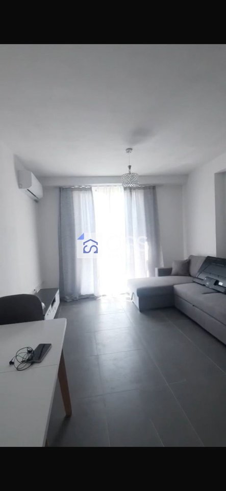 For rent: 3+1 apartment on 5th May (municipality buildings)