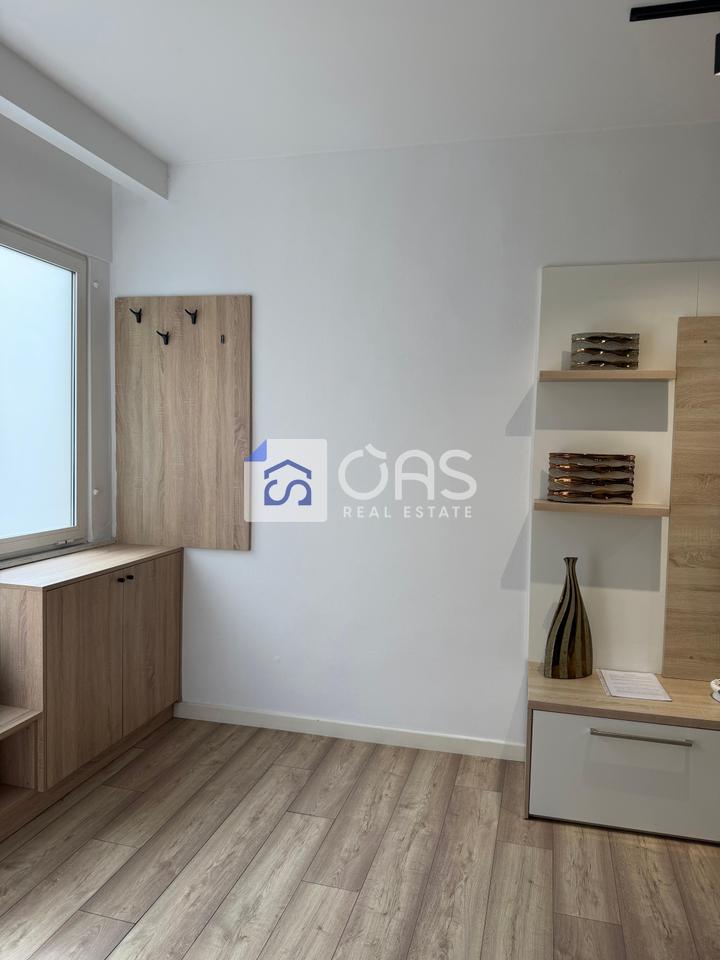 Jepet apartament me qera 1+1 Rruga Barrikadave