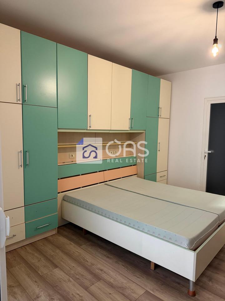 Jepet apartament me qera 1+1 Rruga Barrikadave