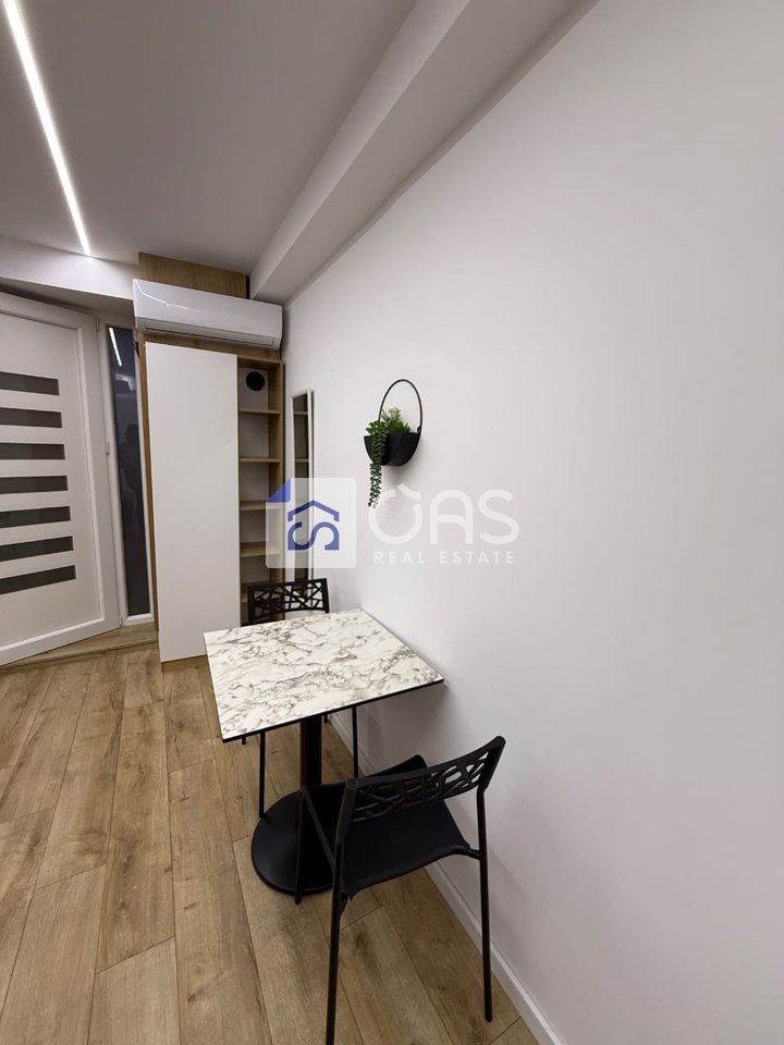 Studio apartment for rent at 21 Dhjetori.