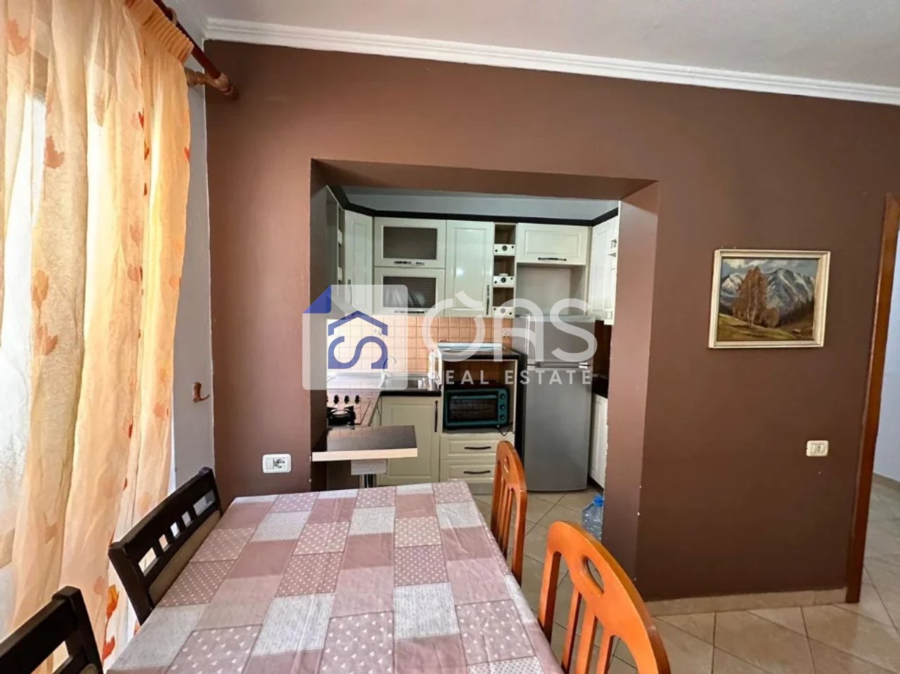 Jepet me qera apartamenti  2+1 materniteti i ri