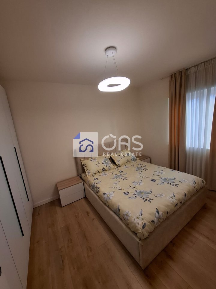 Jepet me qera apartament 2+1 Rruga e Barrikadave