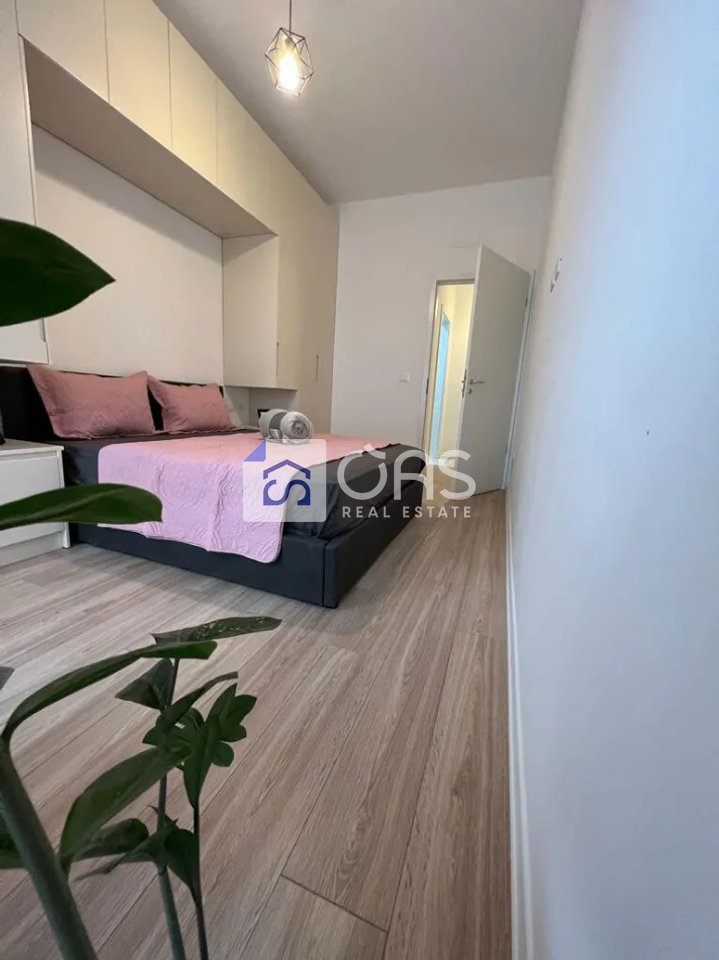 Jepet apartament me qera 1+1 21 Dhjetori