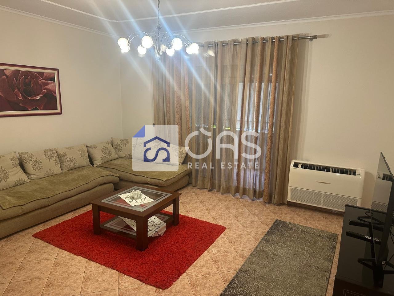 jepet me qira Apartament  3+1 Rruga elbasanit