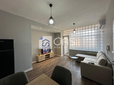 1+1 apartment for rent at Pazari i Ri