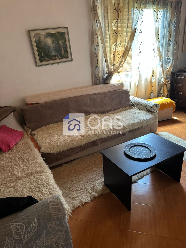 Apartment 2+1 for rent on Elbasan Street