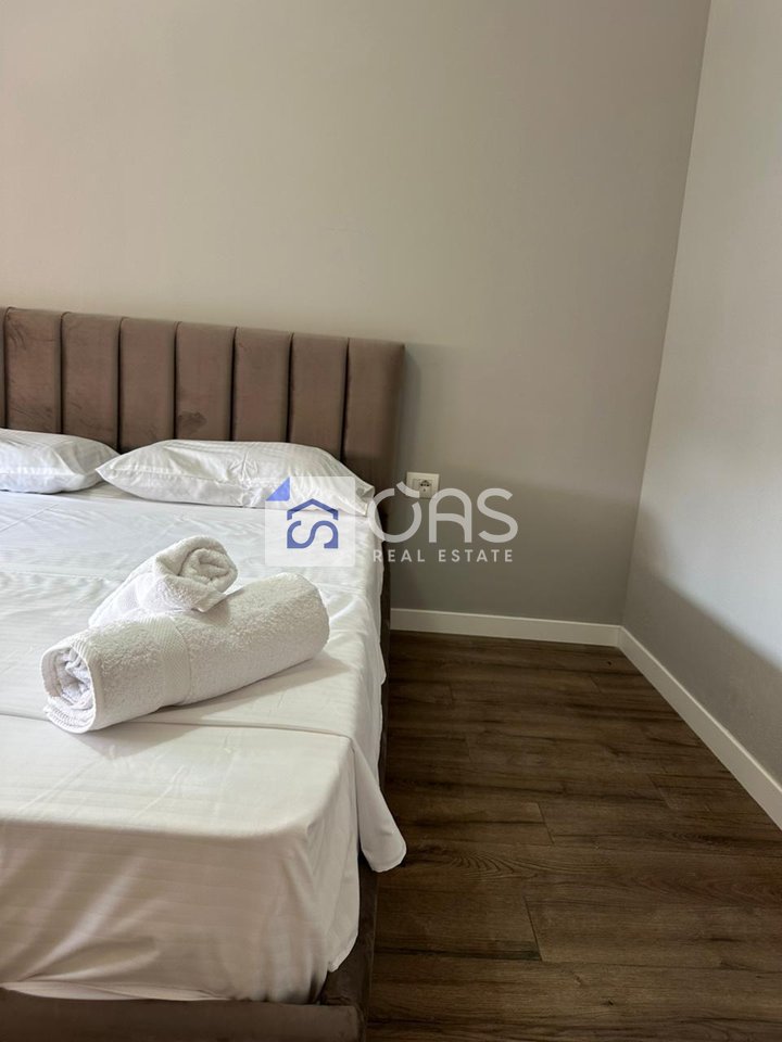 1+1 apartment for rent at Pazari i Ri